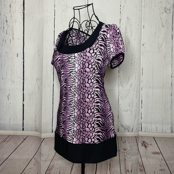 Dress barn beautiful top - Picture 2 of 8